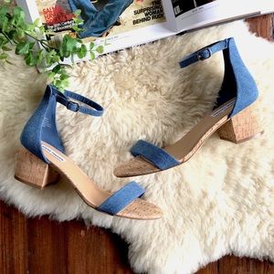 🌱 Steve Madden • Irenee Block Heel Sandals